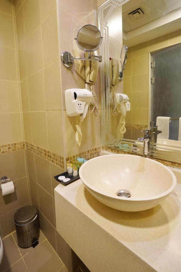 Cube Hotel Dubai Eksteriør bilde